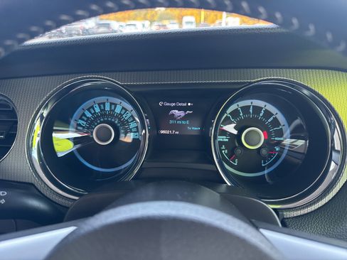 Used 2013 Ford Mustang GT Premium w/ Comfort Pkg image 27