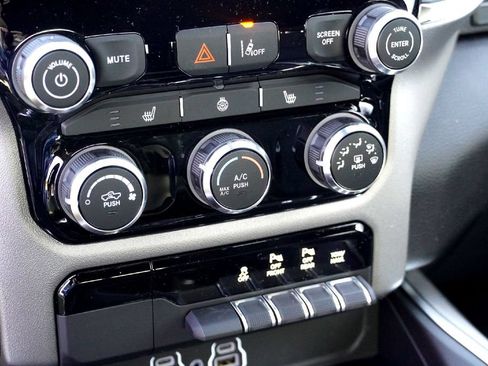 New 2026 RAM 1500 Lone Star AWD/4WD image 17