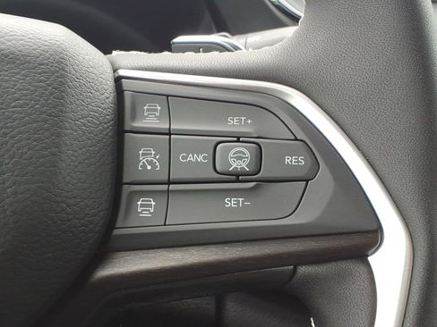 New 2026 Jeep Grand Cherokee Altitude AWD/4WD image 15
