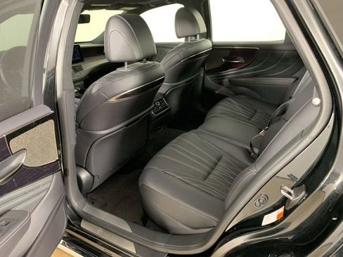 Used 2024 Lexus LS 500 AWD w/ Luxury Package image 26