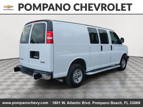 Used 2024 GMC Savana 2500 w/ Driver Convenience Package image 3