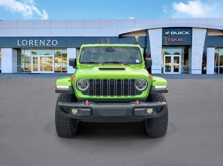 Used 2025 Jeep Gladiator Mojave AWD/4WD video 2