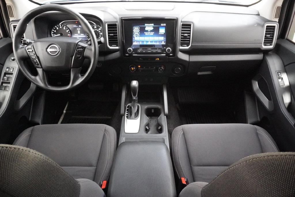 Used 2024 Nissan Frontier SV RWD image 23
