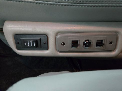 New 2024 GMC Savana 2500 image 26