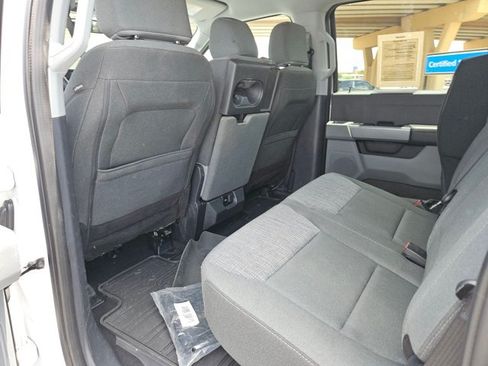 Used 2024 Ford F250 XLT w/ FX4 Off-Road Package AWD/4WD image 11