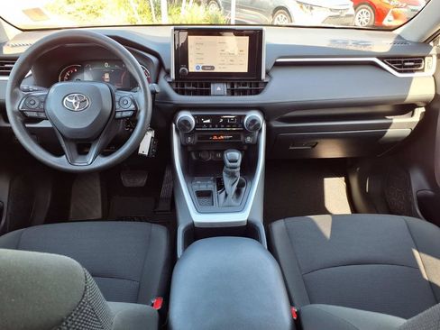 Used 2025 Toyota RAV4 LE FWD image 17
