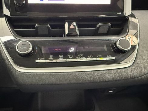 Used 2023 Toyota Corolla LE image 13