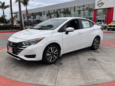 New 2025 Nissan Versa SV image 4