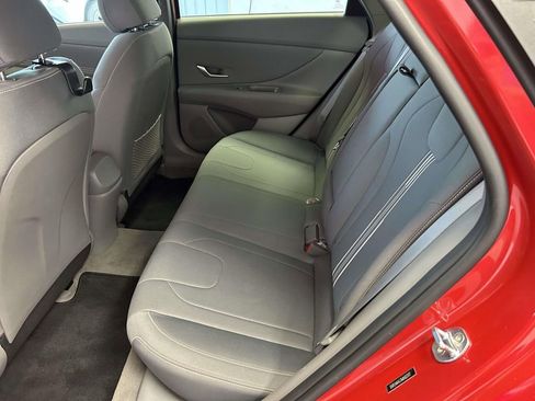 Used 2021 Hyundai Elantra SEL w/ Convenience + Premium Package FWD image 13