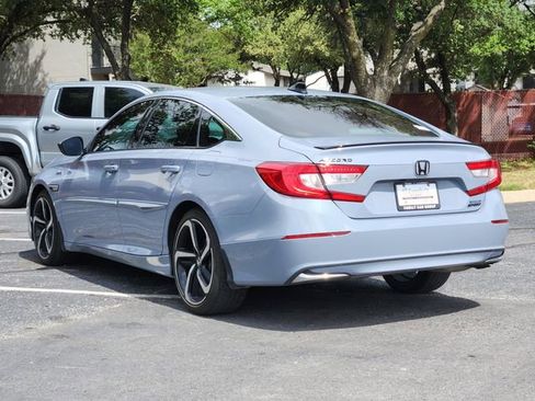 Used 2022 Honda Accord Sport image 3