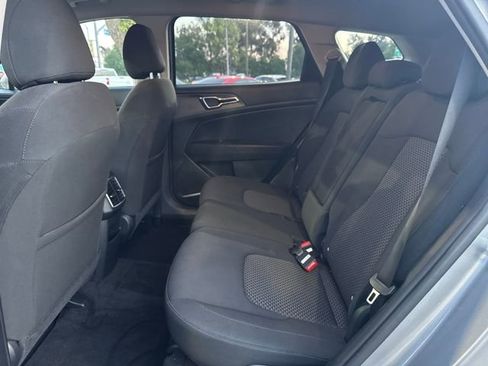 Used 2024 Kia Sportage LX image 25