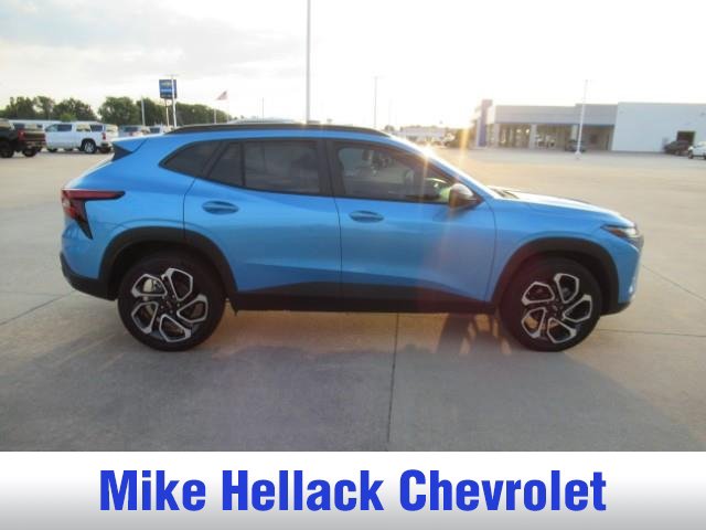Used 2026 Chevrolet Trax RS FWD image 8