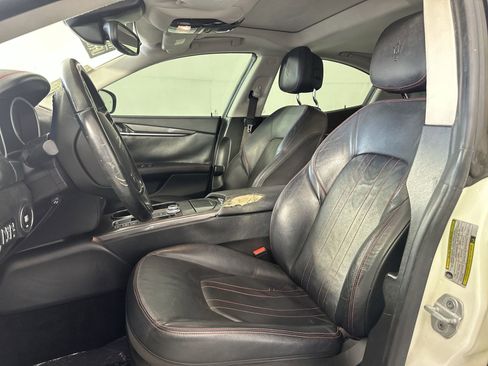 Used 2018 Maserati Ghibli RWD image 7
