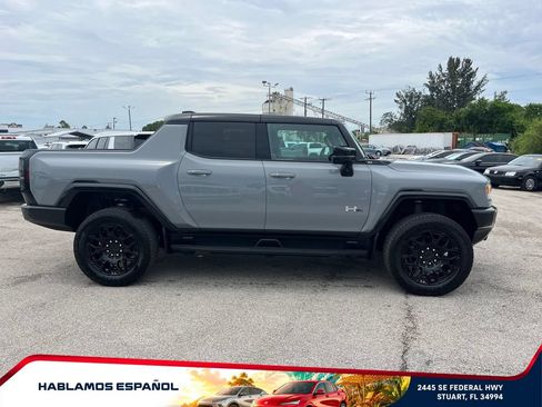 New 2026 GMC Hummer EV 4x4 Crew Cab image 4