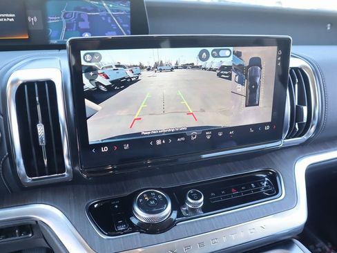 New 2026 Ford Expedition Platinum w/ Platinum Ultimate Package image 6