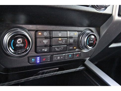 Used 2020 Ford F150 Platinum w/ Equipment Group 701A Luxury image 19