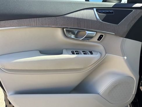 Certified 2023 Volvo XC90 B5 Plus w/ Protection Package Premier image 17