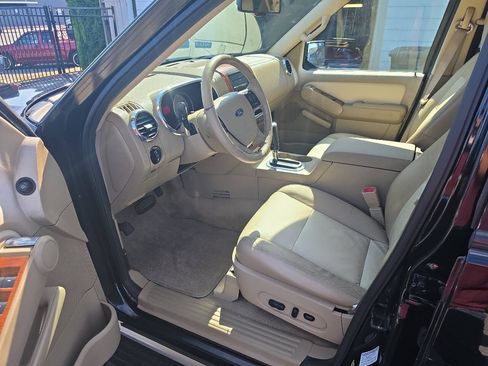 Used 2007 Ford Explorer Eddie Bauer AWD/4WD image 4