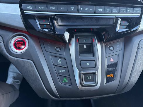 Used 2025 Honda Odyssey Sport-L image 18