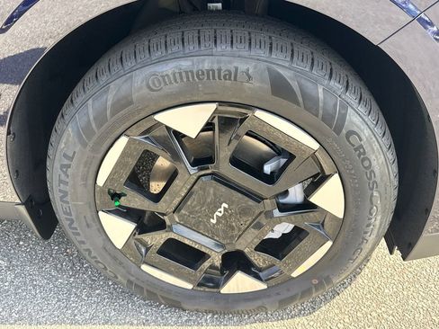 New 2026 Kia Carnival EX image 12