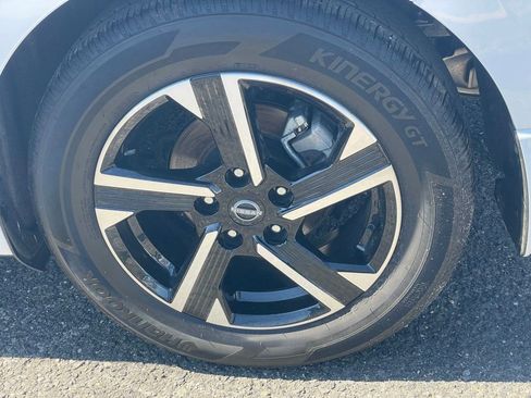 Certified 2024 Nissan Sentra SV w/ All-Weather Package FWD image 25