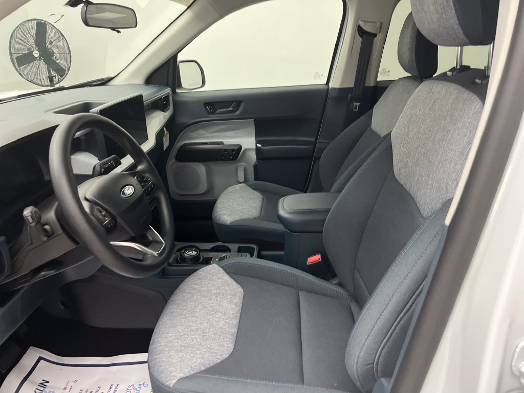 Used 2025 Ford Maverick XLT FWD image 12