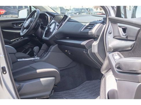Certified 2025 Subaru Ascent Premium AWD/4WD image 10
