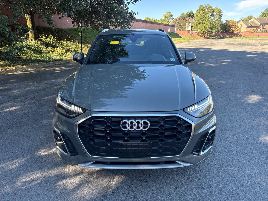 Used 2023 Audi Q5 2.0T Prestige w/ Prestige Package AWD/4WD image 3