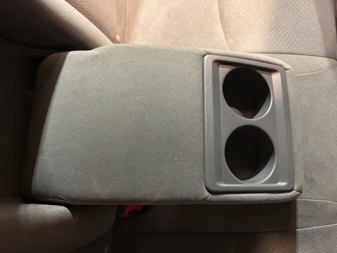 Used 2011 Toyota Prius Three image 26