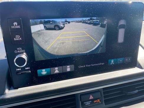 Certified 2025 Honda Pilot EX-L image 23