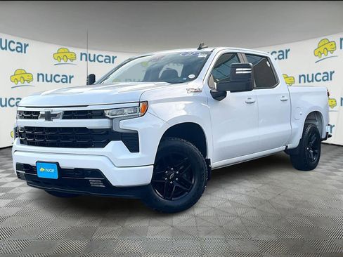 Used 2022 Chevrolet Silverado 1500 RST w/ Convenience Package II image 3