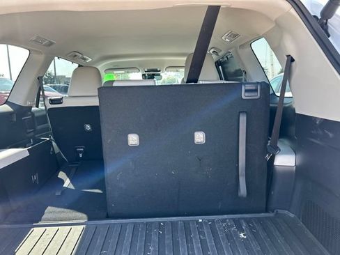 Used 2026 Toyota Grand Highlander AWD image 9