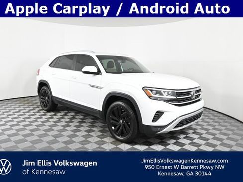 Certified 2022 Volkswagen Atlas Cross Sport SE w/ Panoramic Sunroof Package image 1