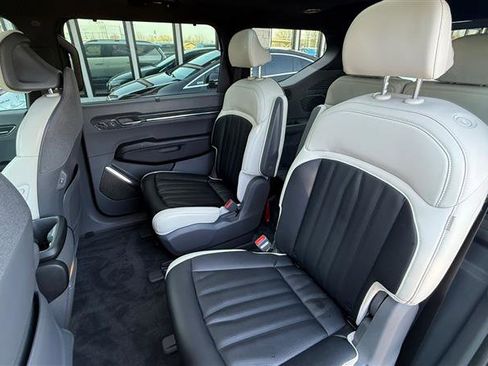 Used 2024 Kia EV9 GT-Line image 26