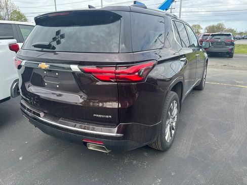 Used 2023 Chevrolet Traverse Premier AWD/4WD image 2