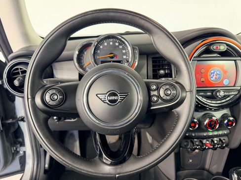 Used 2020 MINI Cooper 2-Door Hardtop w/ Storage Package FWD image 11