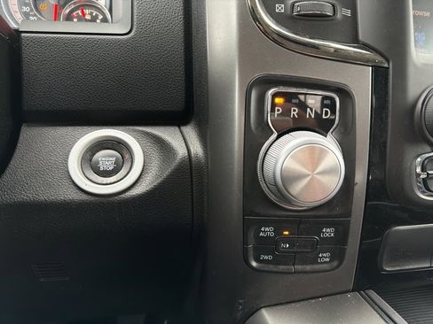 Used 2016 RAM 1500 Sport w/ Black Ram 1500 Sport Group image 19