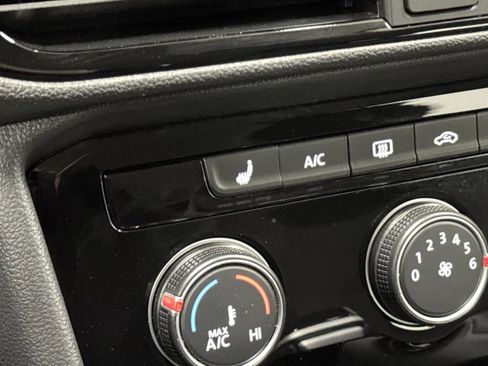 Used 2024 Volkswagen Taos S image 7