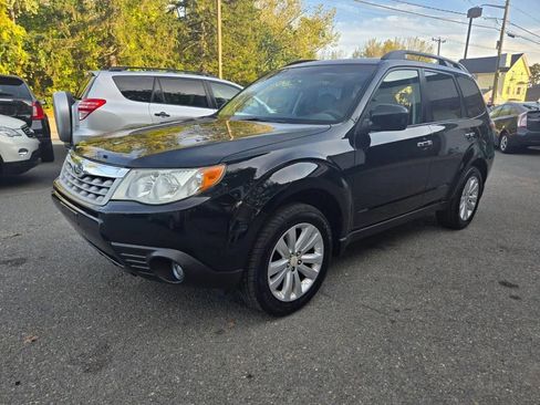 Used 2011 Subaru Forester 2.5X Limited image 11