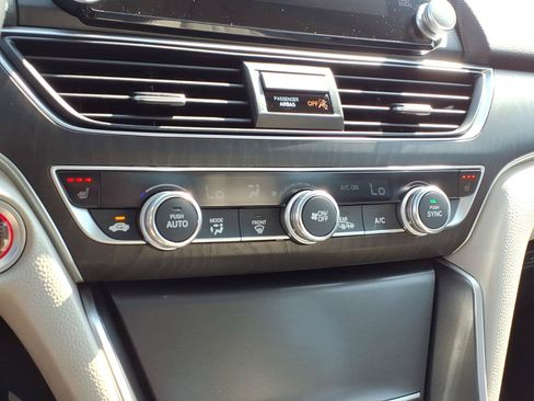 Used 2019 Honda Accord EX-L image 20