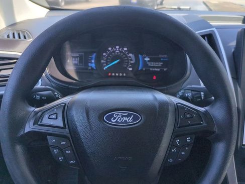 Certified 2024 Ford Edge SE image 29