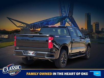 New 2026 Chevrolet Silverado 1500 Custom w/ Turbomax Blackout Package