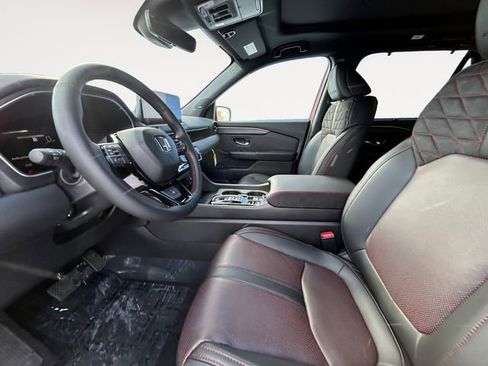 New 2026 Honda Pilot Black Edition image 9