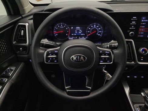 Used 2021 Kia Sorento LX FWD image 22