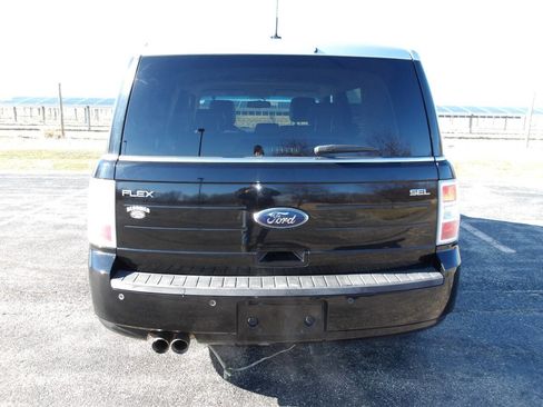 Used 2009 Ford Flex SEL image 4