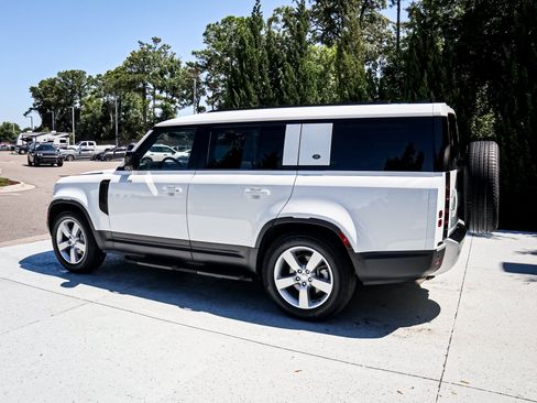 Used 2024 Land Rover Defender 130 S AWD/4WD image 7