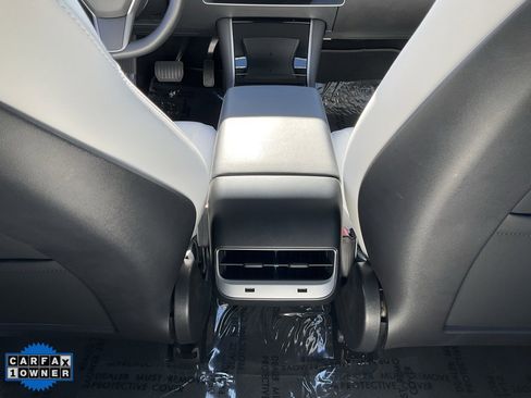 Used 2019 Tesla Model 3 Long Range image 34