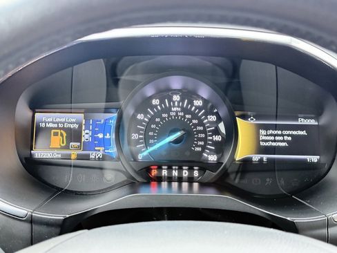 Used 2020 Ford Edge Titanium image 14