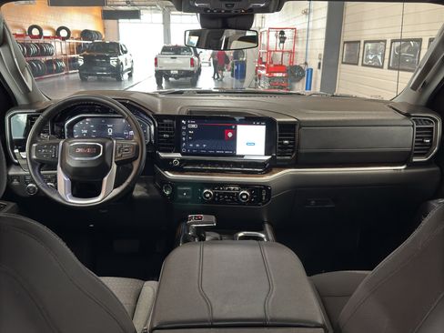 Used 2025 GMC Sierra 1500 Elevation w/ Preferred Package AWD/4WD image 16