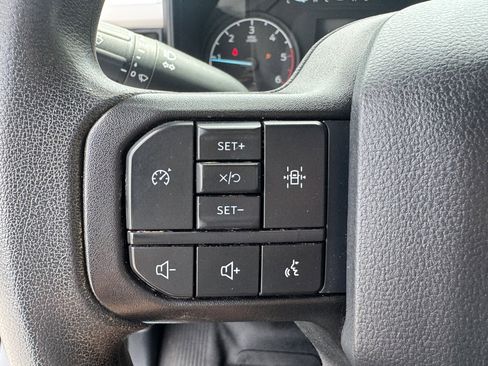 Used 2023 Ford F350 XL AWD/4WD image 7